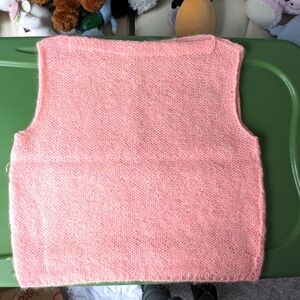 Handknit sweater vest-vintage